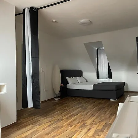 Geraeumige 3-zimmer-ferienwohnung Im Herzen Von * Kassel